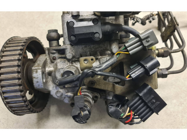 Топливный насос Mitsubishi Pajero Sport I 1996 - 2008 года