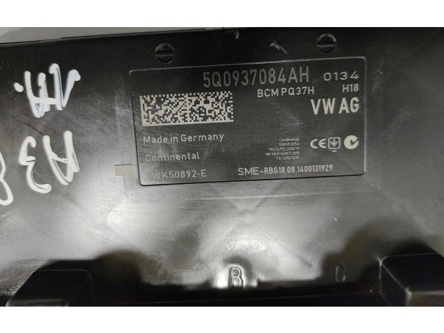 Блок комфорта 5Q0937084AH Audi A3 S3 8V