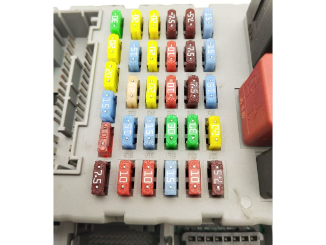 Блок предохранителей 406626, U380 Maserati Quattroporte