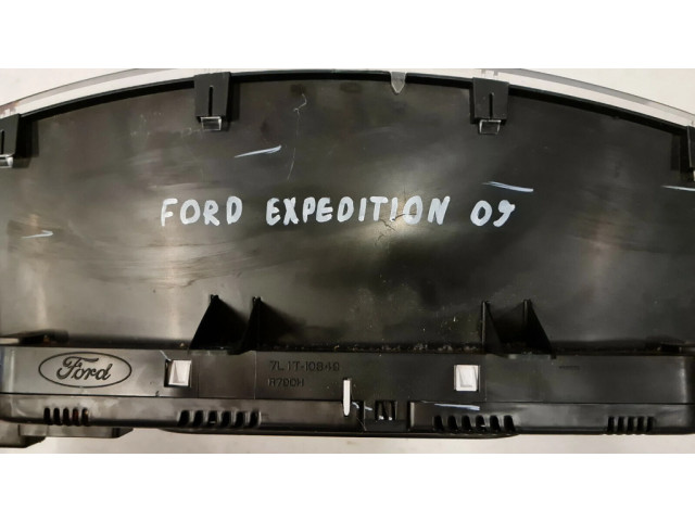 Панель приборов 7L1T10849   Ford Expedition       