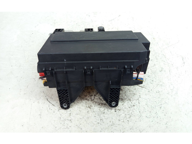 Ящик предохранителей (комплект) GX73-14A067-DB Jaguar XE