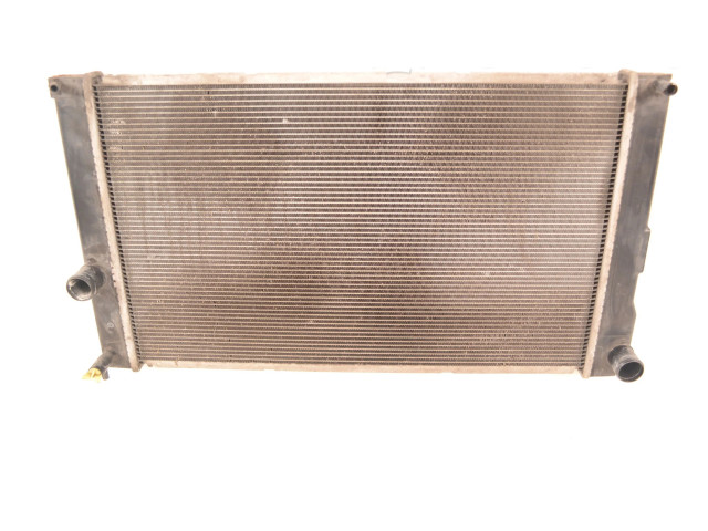 Радиатор охлаждающей жидкости 4221341041 Toyota Prius (XW30) 2011