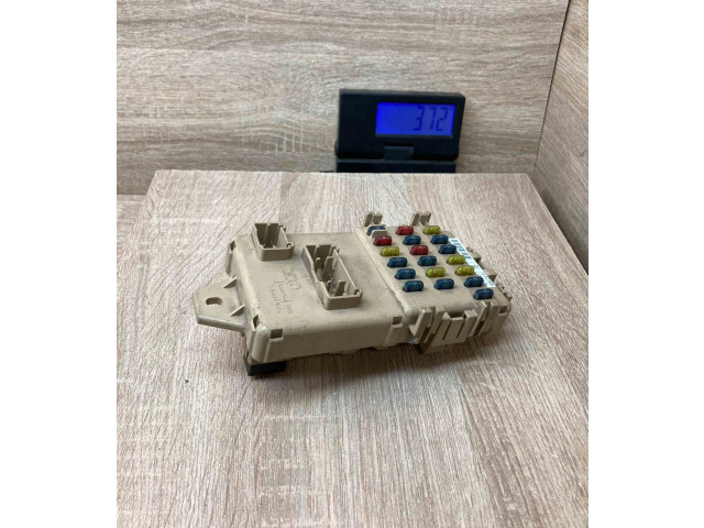 Блок предохранителей 981215   Subaru Forester SF    