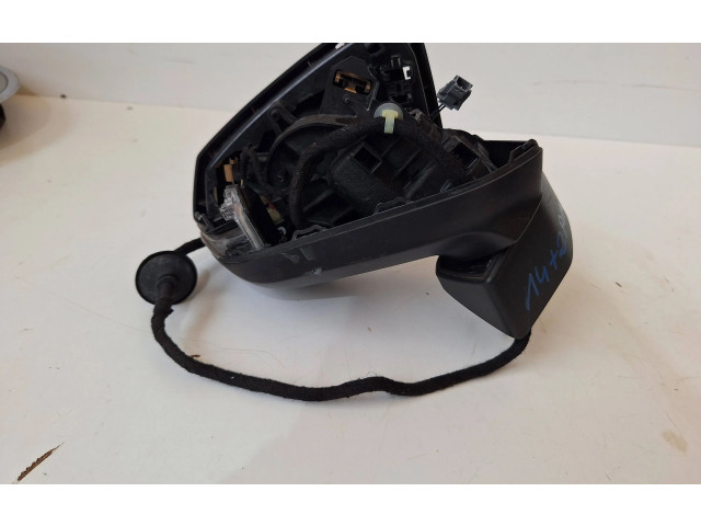 Зеркало электрическое Audi Q2 - - года