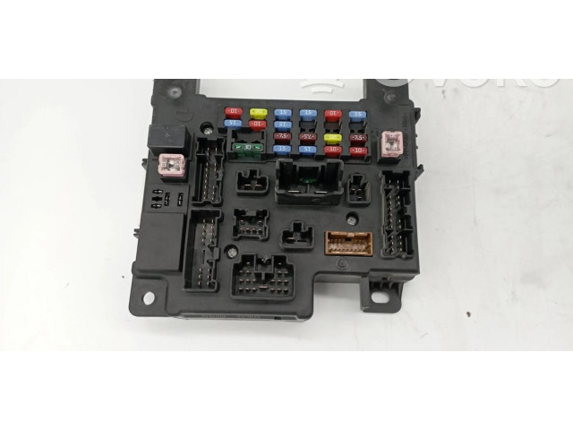 Блок предохранителей 8637A825 Mitsubishi Lancer