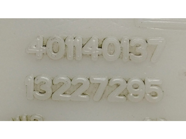 Бачок оконной жидкости    