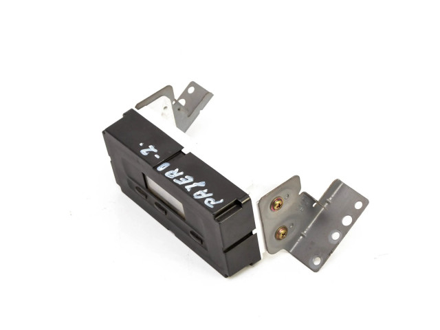 Дисплей MR444391 Mitsubishi Pajero Pinin