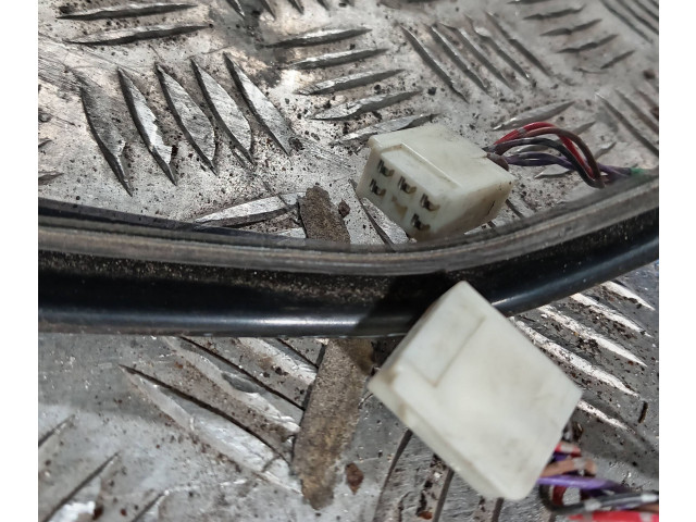 Зеркало электрическое        Toyota Yaris Verso  1999 - 2005 года   