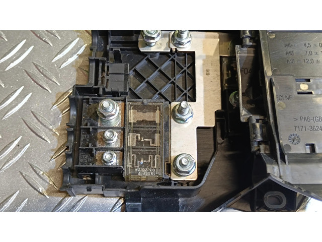 Блок предохранителей GK2T14B144HA Ford Tourneo Custom