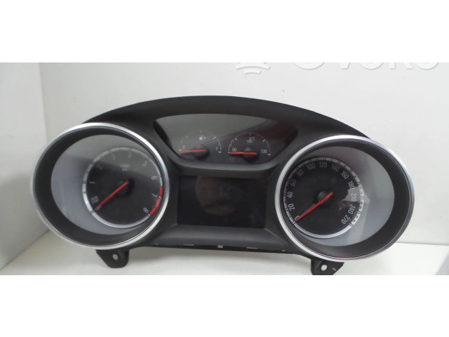 Панель приборов 39030267, 39042932 Vauxhall Astra K
