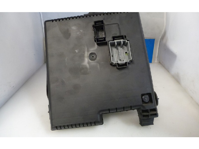 Блок предохранителей  30728512, 30728512   Volvo V70    