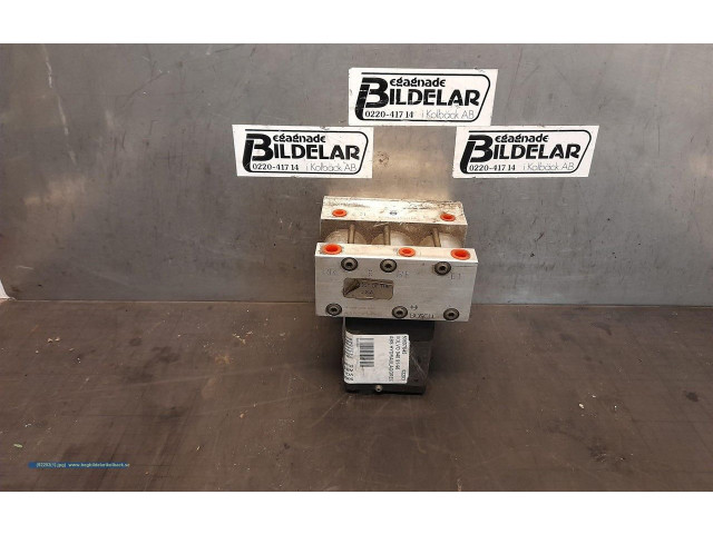 Блок управления АБС 6819093   Volvo 940