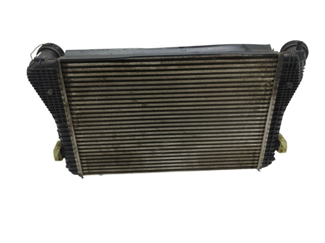 Интеркулер  3C0145805R, N6882002   Volkswagen PASSAT CC 