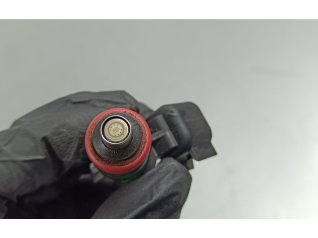 Форсунка 05281427AA Jeep Grand Cherokee WL