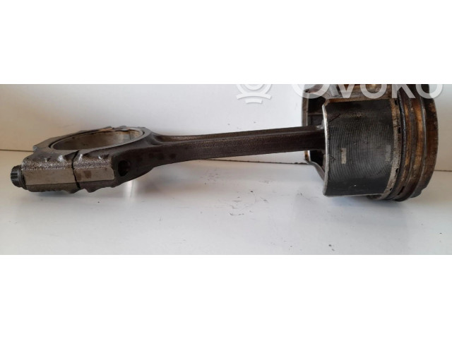 Píst    Seat Ibiza III (6L)     