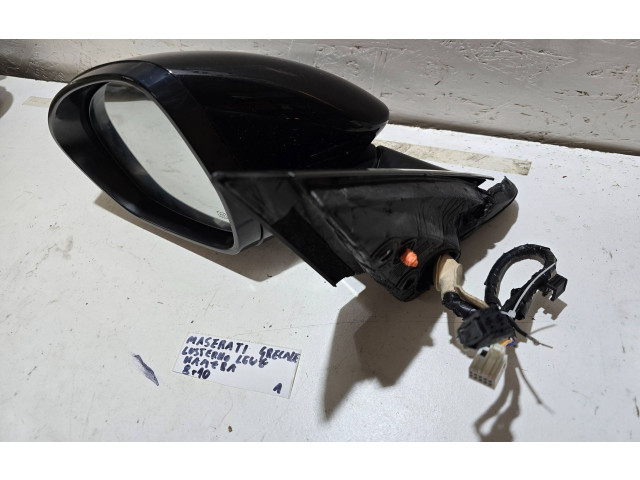 Зеркало электрическое        Maserati Grecale  2022 -  года   