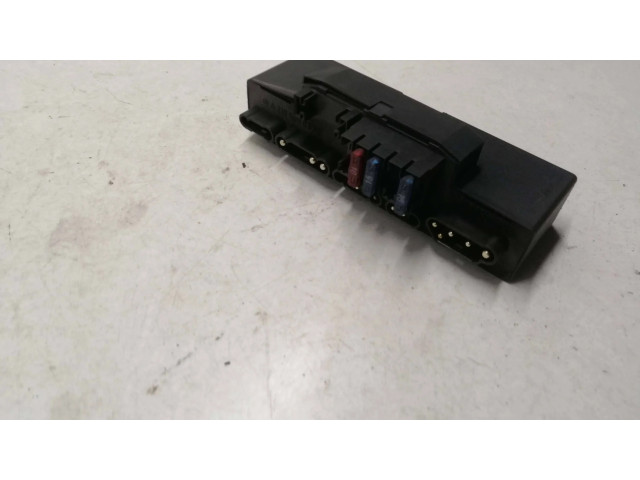 Pojistková skříňka A2105400372 Mercedes-Benz E W210 1996