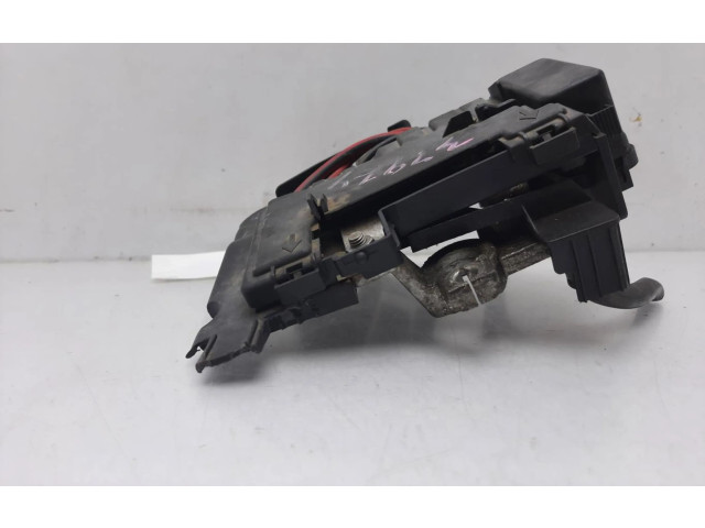 Блок предохранителей 6R0937550A Skoda Fabia Mk2 (5J)