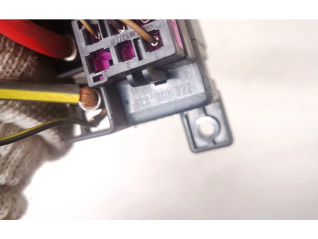 Блок предохранителей 8l0941822 Volkswagen Golf IV