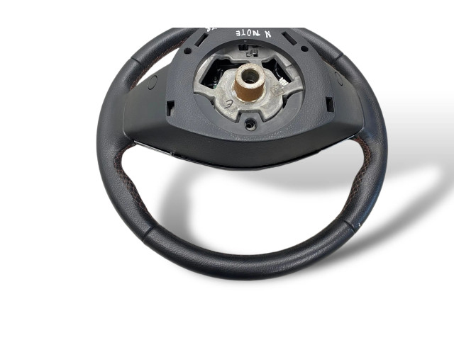 Volant Nissan Note (E11) 2009