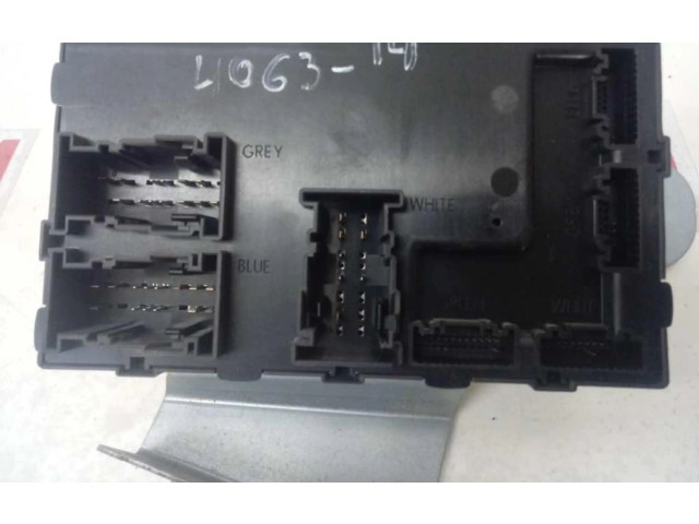 Блок предохранителей 8V5115K600CF, 8V5115K600CF Ford Fiesta