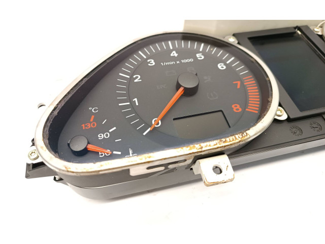 Přístrojová deska Audi A6 S6 C6 4F 2007 4F0910900A, 4F0920950K