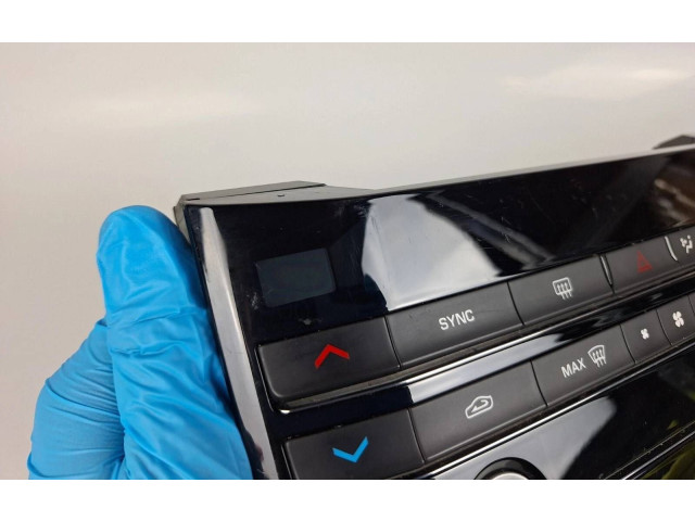 Блок управления климат-контролем GX7318C858RF Jaguar XE