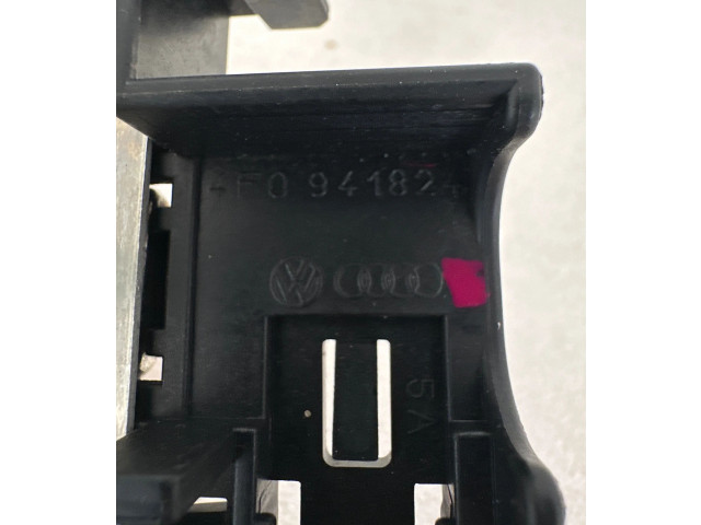 Блок предохранителей  4F0941824   Audi A6 S6 C6 4F    