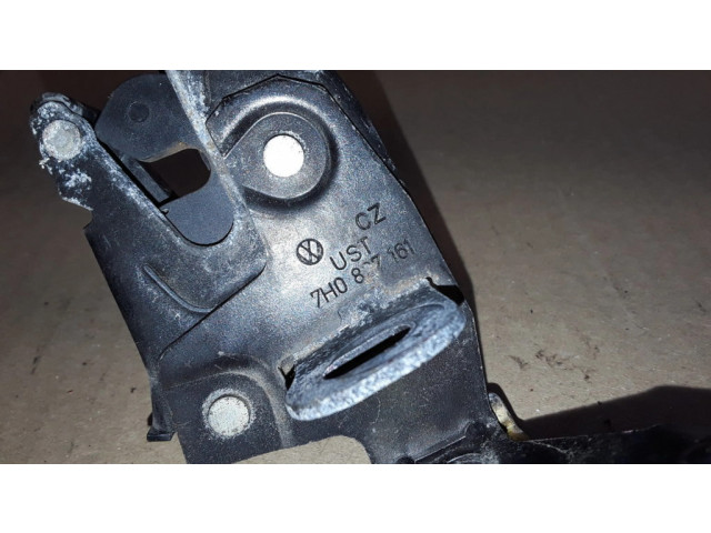 Замок задней крышки