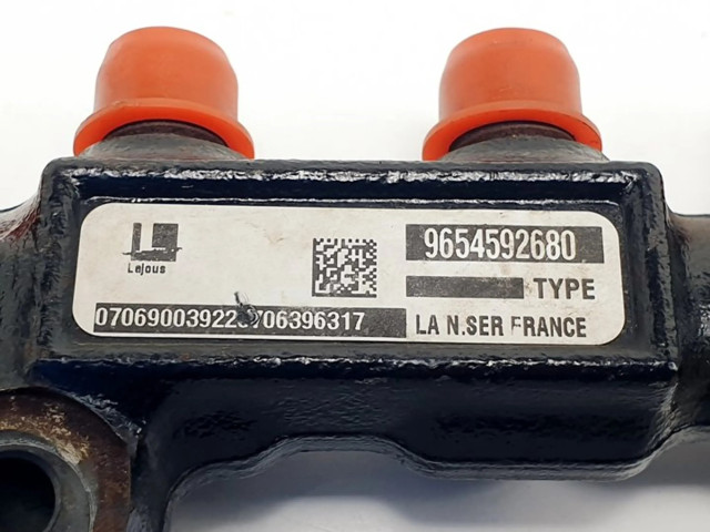 Топливная рампа 9654592680 Citroen Xsara Picasso 1.6 для двигателя 9HX