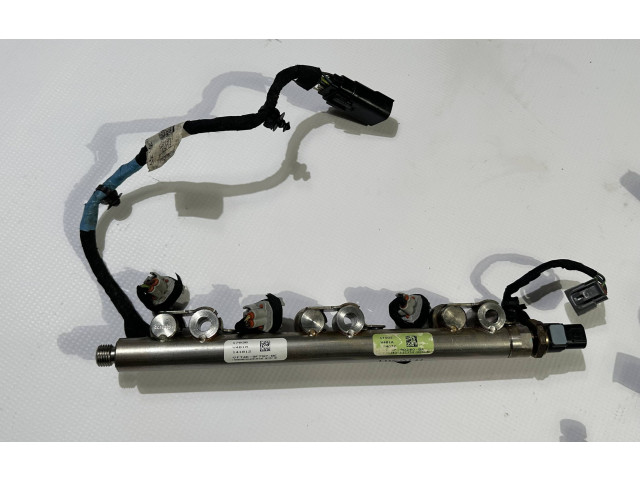 Топливная рампа FT4E-9F797-BE   Lincoln Continental  