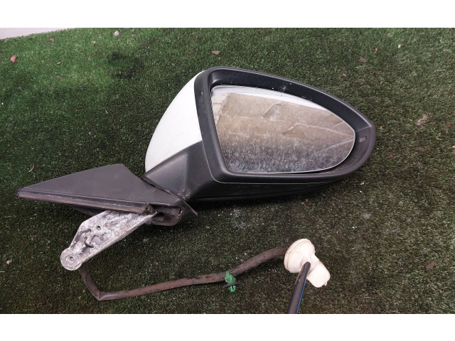 Зеркало электрическое Volkswagen Golf VII 2013 - 2019 года