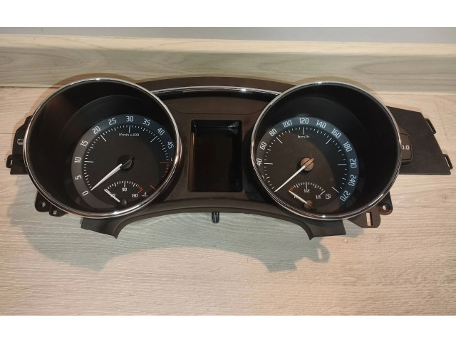 Спидометр (приборный щиток) 3T1920841K, VD104805 Skoda Superb B6 (3T)
