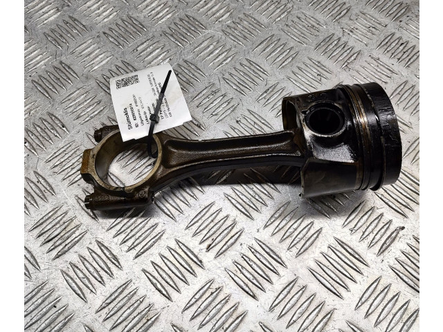 Поршень DCXA 04L107065D, 03L105401A Skoda Superb B8 (3V)