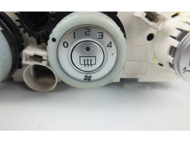 Блок управления климат-контролем 69667016 Mitsubishi Colt