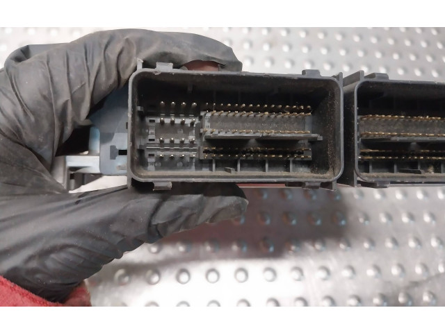 Блок управления двигателя GV61-12A650-KA, 0281033472   Ford Transit -  Tourneo Connect