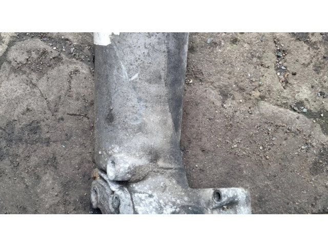 Боковая подушка безопасности    Mercedes-Benz 207 310