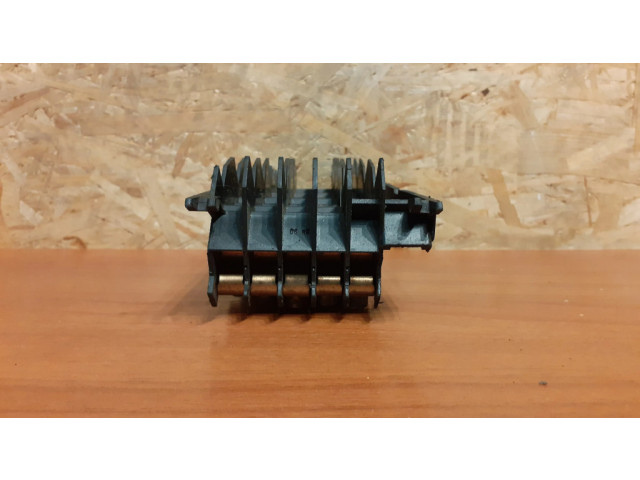 Крышка расширительного бачка охлаждающей жидкости