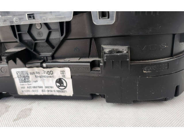 Панель приборов 6V0920730D   Skoda Fabia Mk3 (NJ)       