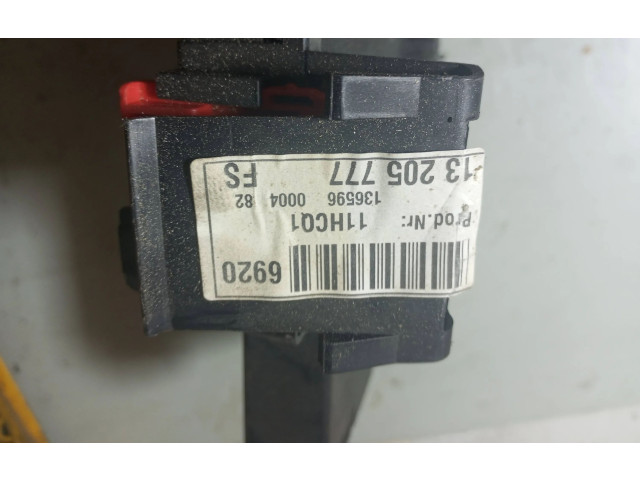 Pojistková skříňka 13205777, 136596 Opel Vectra C 2008