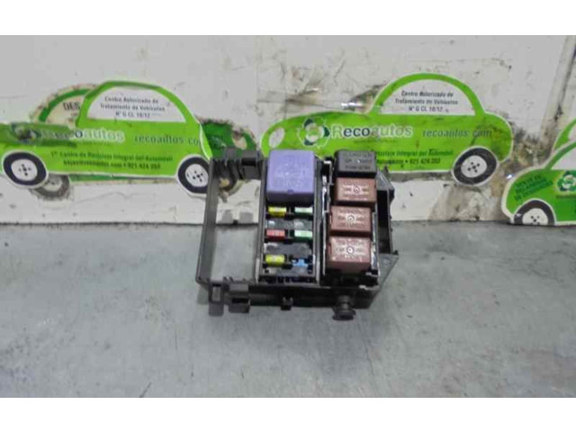 Pojistková skříňka Řídící jednotka BSM 8200003634 Renault Vel Satis 2005