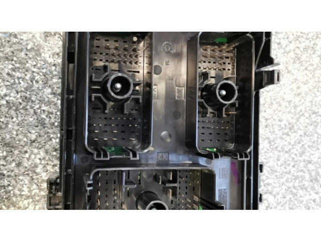 Блок предохранителей 84016065, 812461952 Chevrolet Volt II