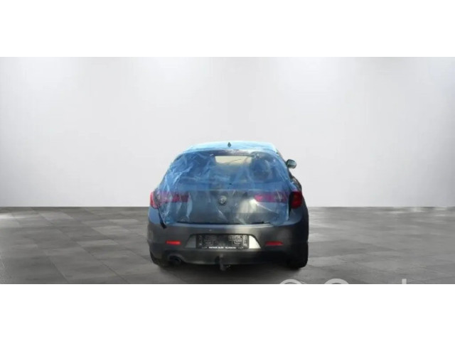 Форсунка 77365392 Alfa Romeo Giulietta для бензинового двигателя 940A2.000 1.4
