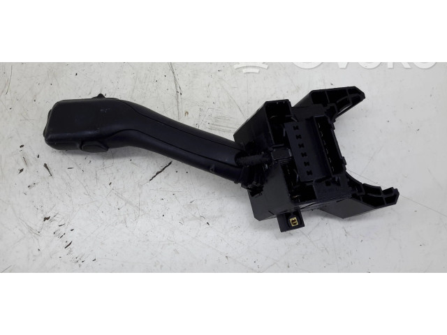 Ручка стеклоочистителей 4B0953503H, CZK0301202032 Volkswagen Golf IV