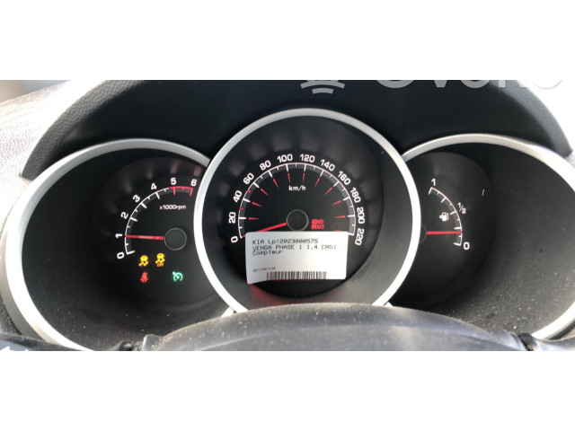 Přístrojová deska KIA Venga 2010