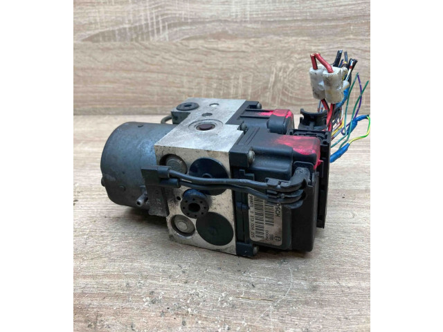 Блок АБС 0273004225, 265216464 Mitsubishi Carisma 1996 - 1999 года