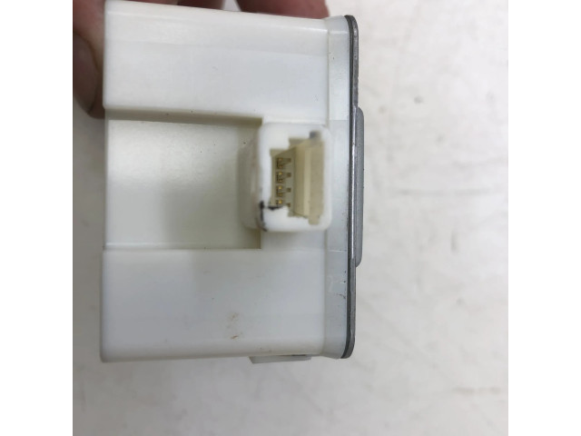 Блок управления X1T65072, KD45675D4 Mazda 3 III