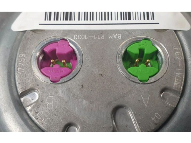 Подушка безопасности водителя 8686222 Volvo XC90