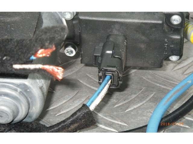 Передний електрический механизм для подъема окна без двигателя       Citroen C2   -  года   