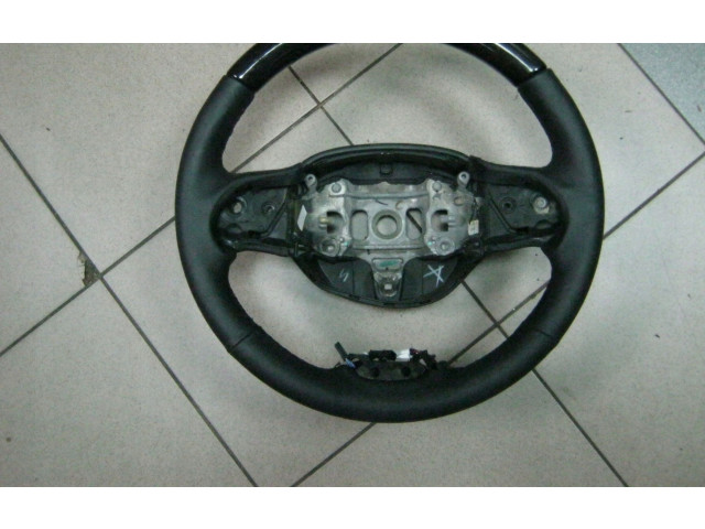 Руль Jeep Grand Cherokee 2010 - 2021 года